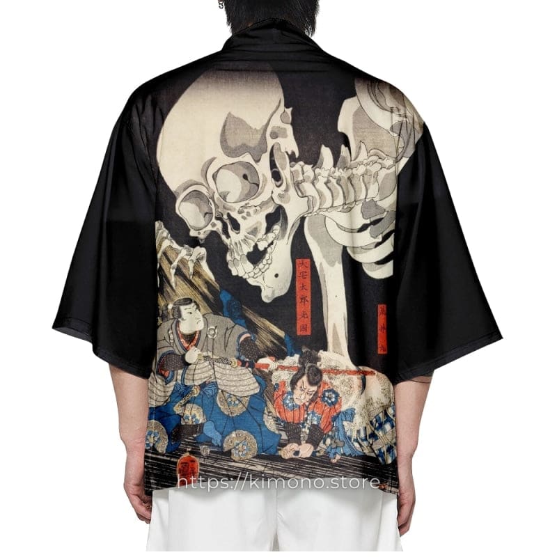 Takiyasha the Witch and the Skeleton Specter Kimono